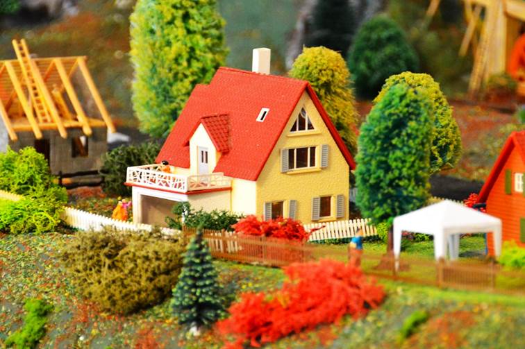 Ein Bild, das Baum, Gras, Garten, Pflanze enthält.
Automatisch generierte Beschreibung